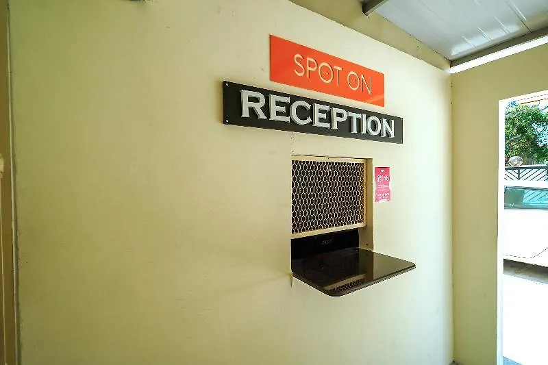 Oyo 89645 Ong'S Court Hotell George Town Malaysia