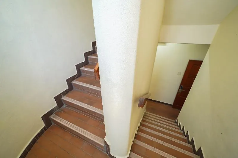 Oyo 89645 Ong'S Court Hotell George Town