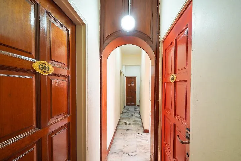 **  Oyo 89645 Ong'S Court Hotell George Town Malaysia