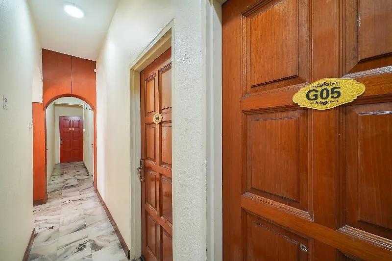 Oyo 89645 Ong'S Court Hotell George Town 2*,